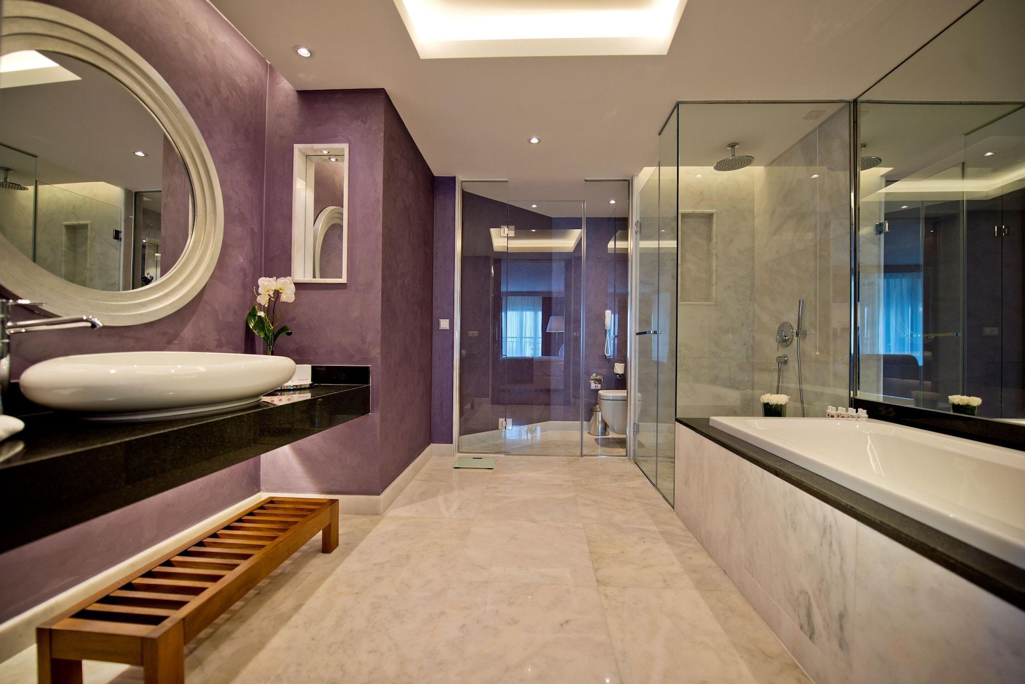 Akra Otel 5*