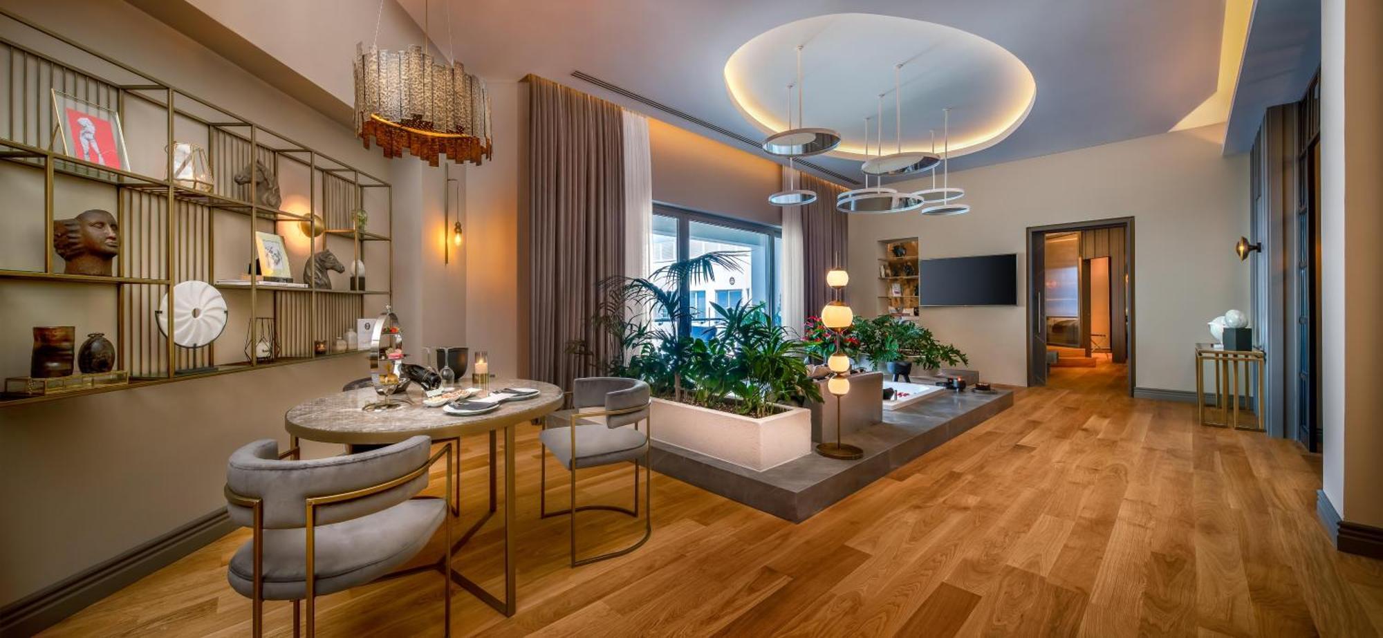 Akra Otel 5*